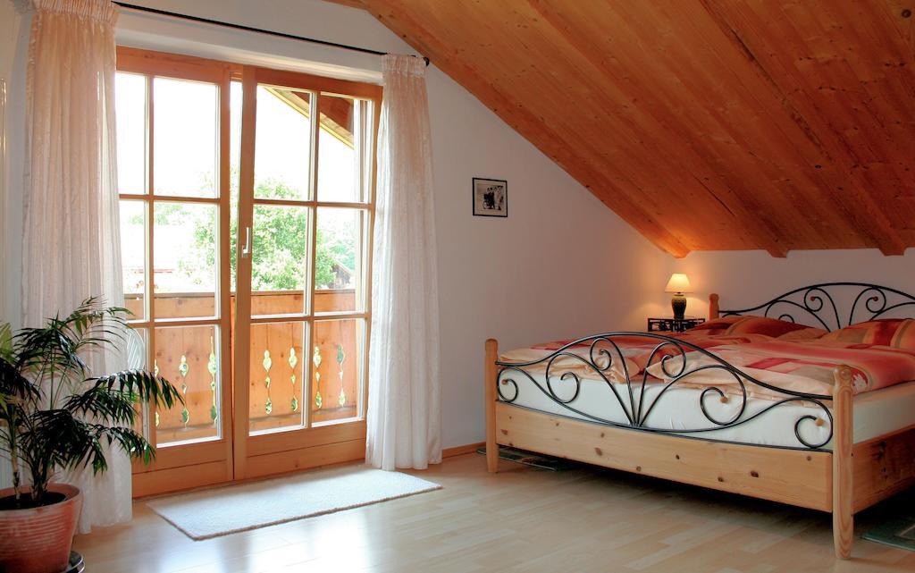 Ferienwohnung Goller 렌그레스 객실 사진